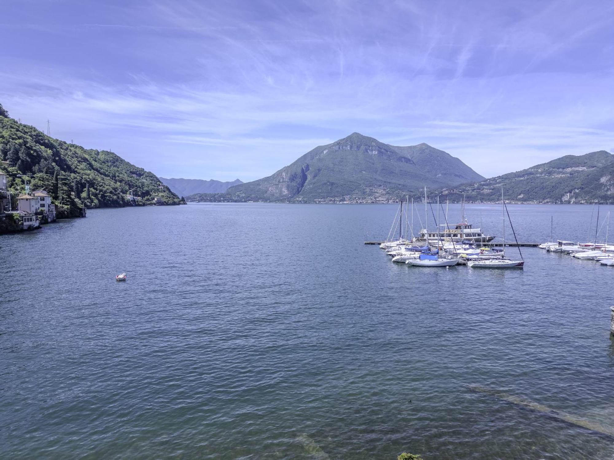 Appartamento Fronte Lago Bellano Luaran gambar